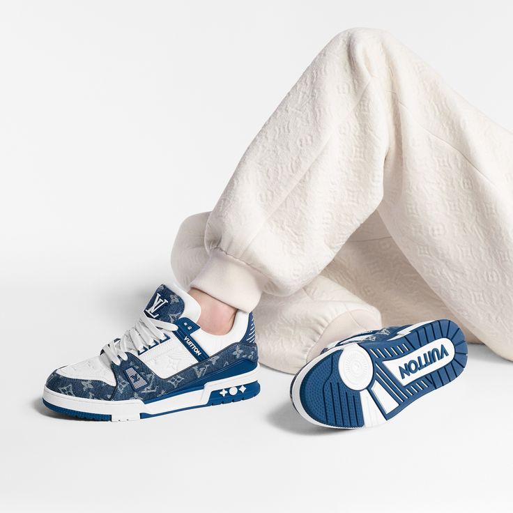 Louis Vuitton image
